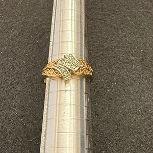 SUMAL 10KP Yellow Gold Ring with Diamond Accents